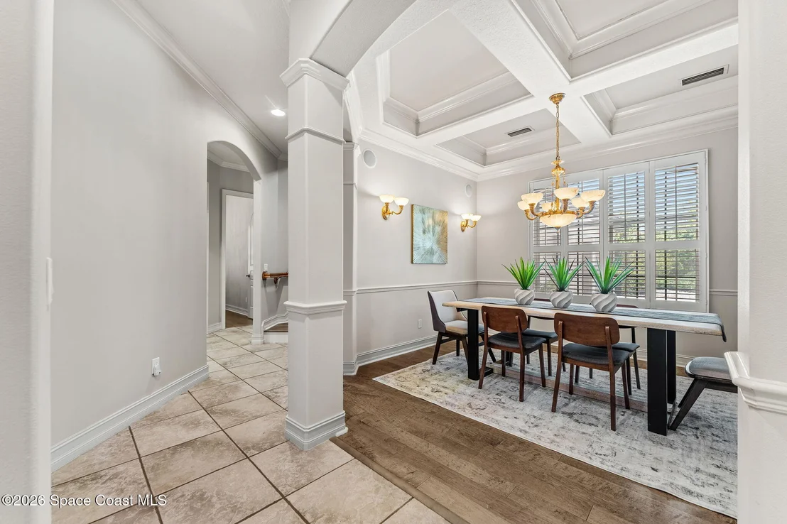 Photo of 804 Chatsworth Drive