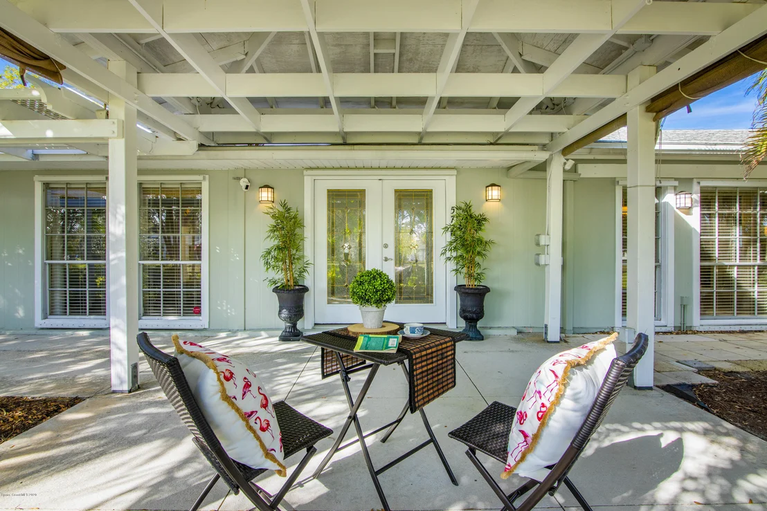 Photo of 572 Royal Palm Drive