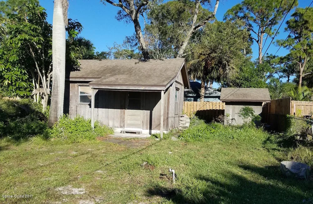 Photo of 411 Melbourne Avenue
