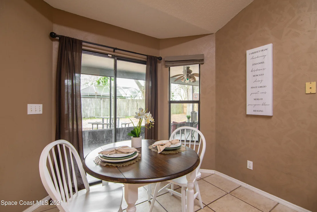Photo of 928 Osprey Lane