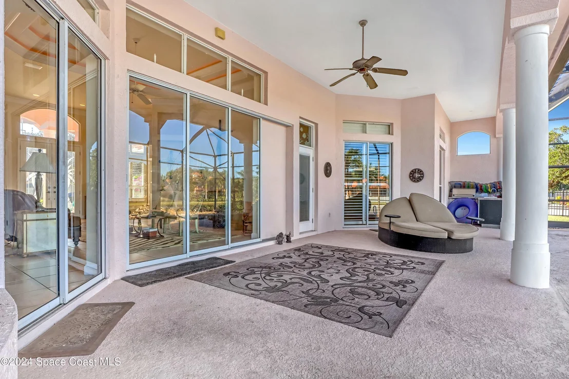 Photo of 402 Flanders Drive