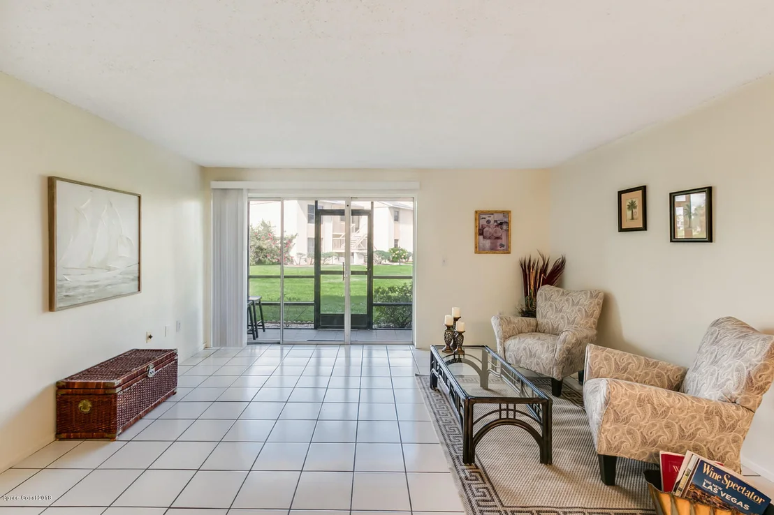 Photo of Unit 4 at 2500 Eagle Drive