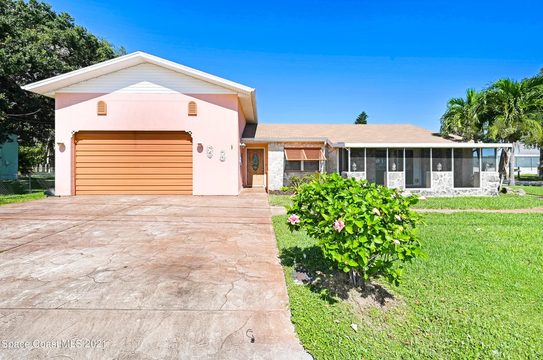 Photo of 3429 Gran Avenue NE