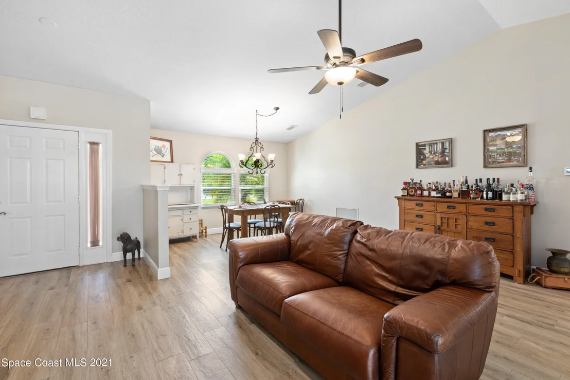 Photo of 3550 Big Pine Road