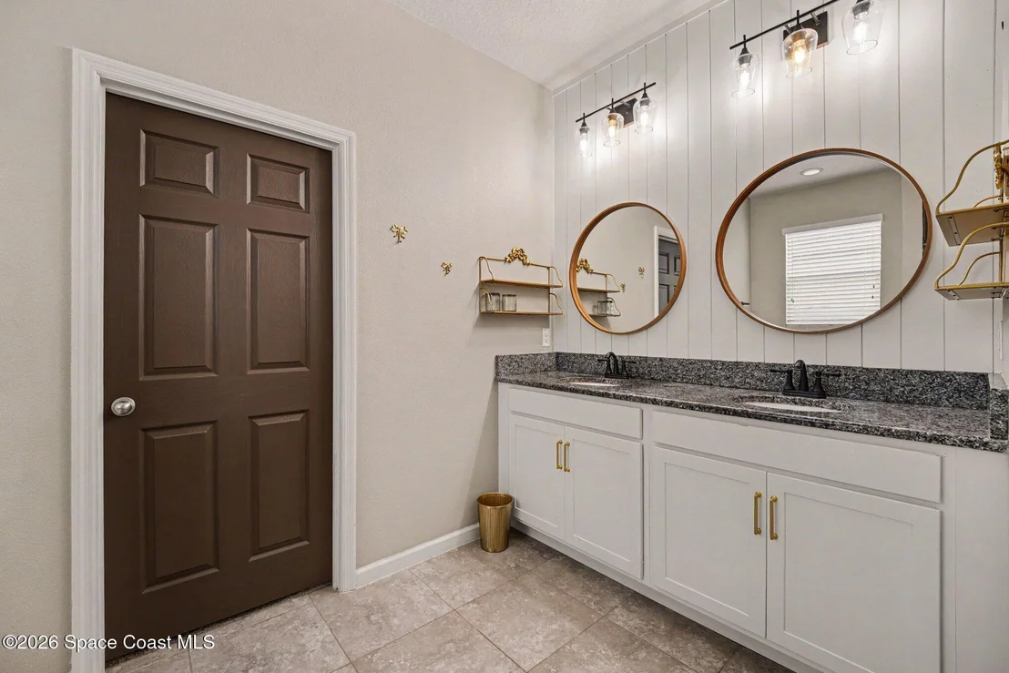 Photo of 1675 Fuji Drive