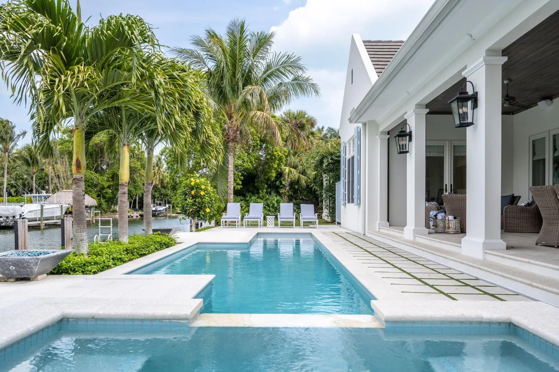 Photo of 501 River Drive