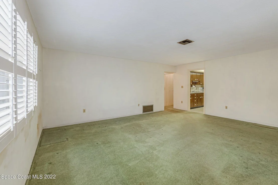 Photo of 107 Lagoon Avenue