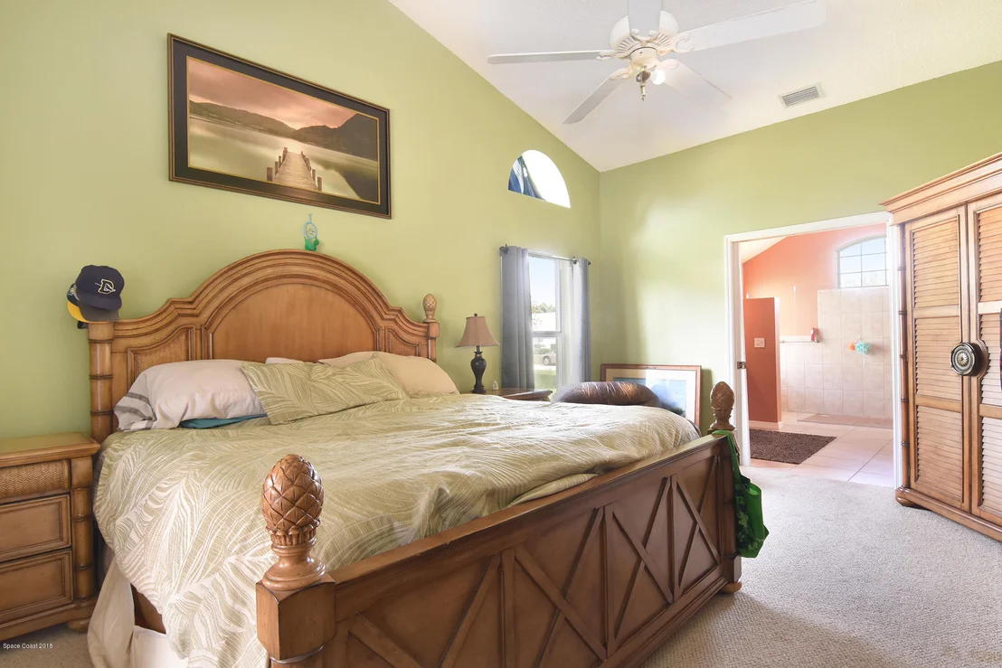 Photo of 943 Pelican Lane