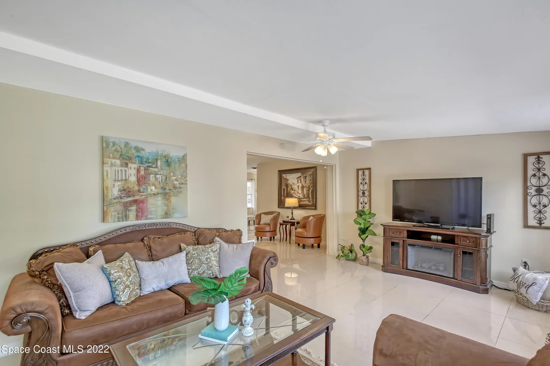 Photo of 972 Miracle Way