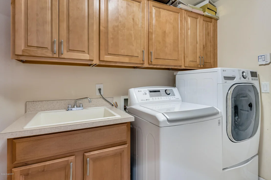 Photo of 1611 Whitman Drive