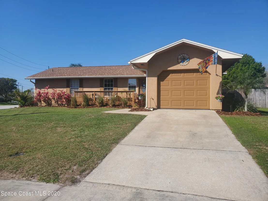 Photo of 819 Kara Circle