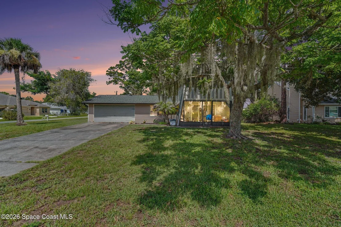 Photo of 6830 Bright Avenue