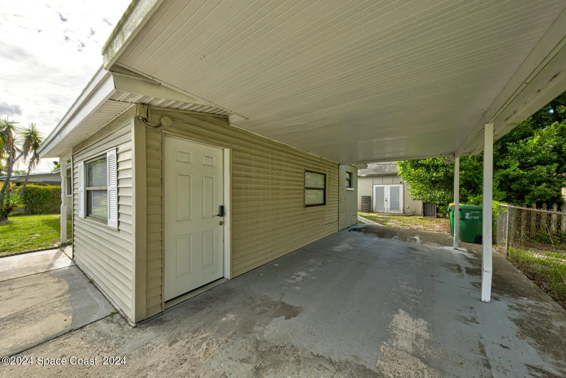 Photo of 1025 Illinois Road
