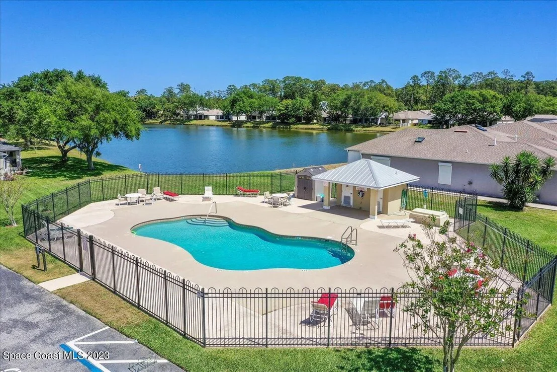 Photo of 1616 Vista Lake Circle