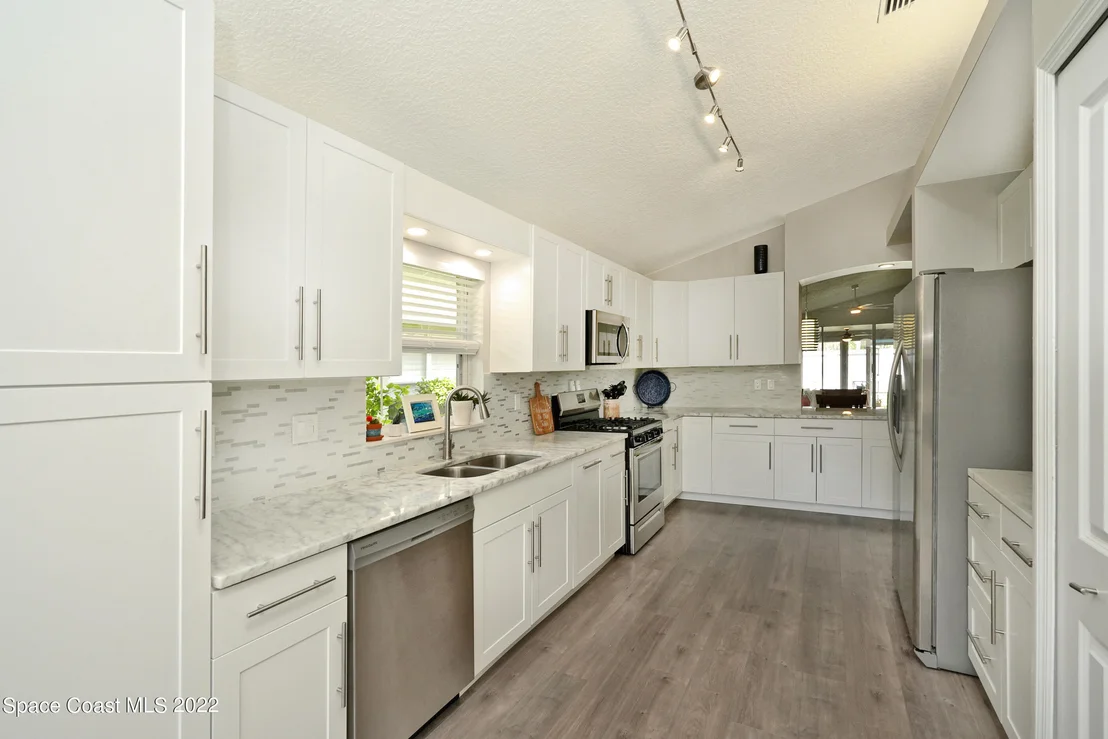 Photo of 3940 Saint Armens Circle