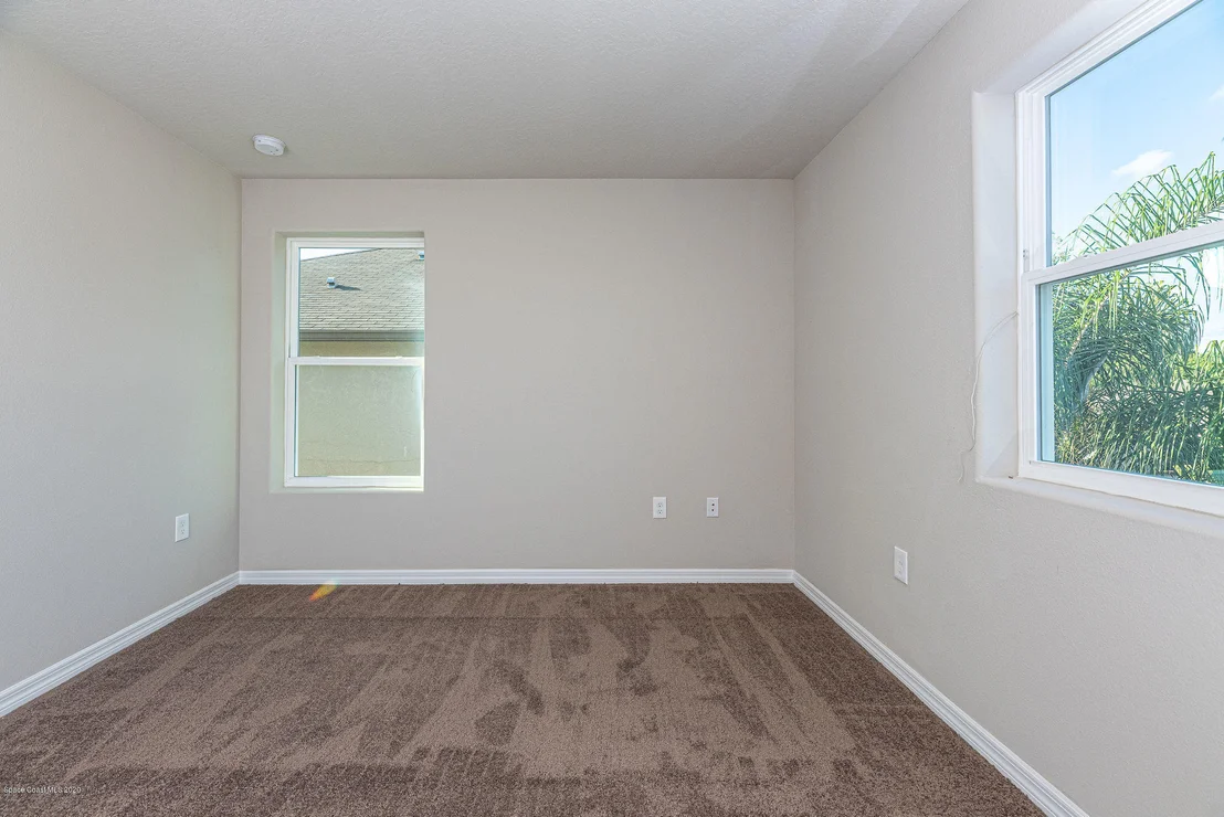 Photo of 475 Dryden Circle