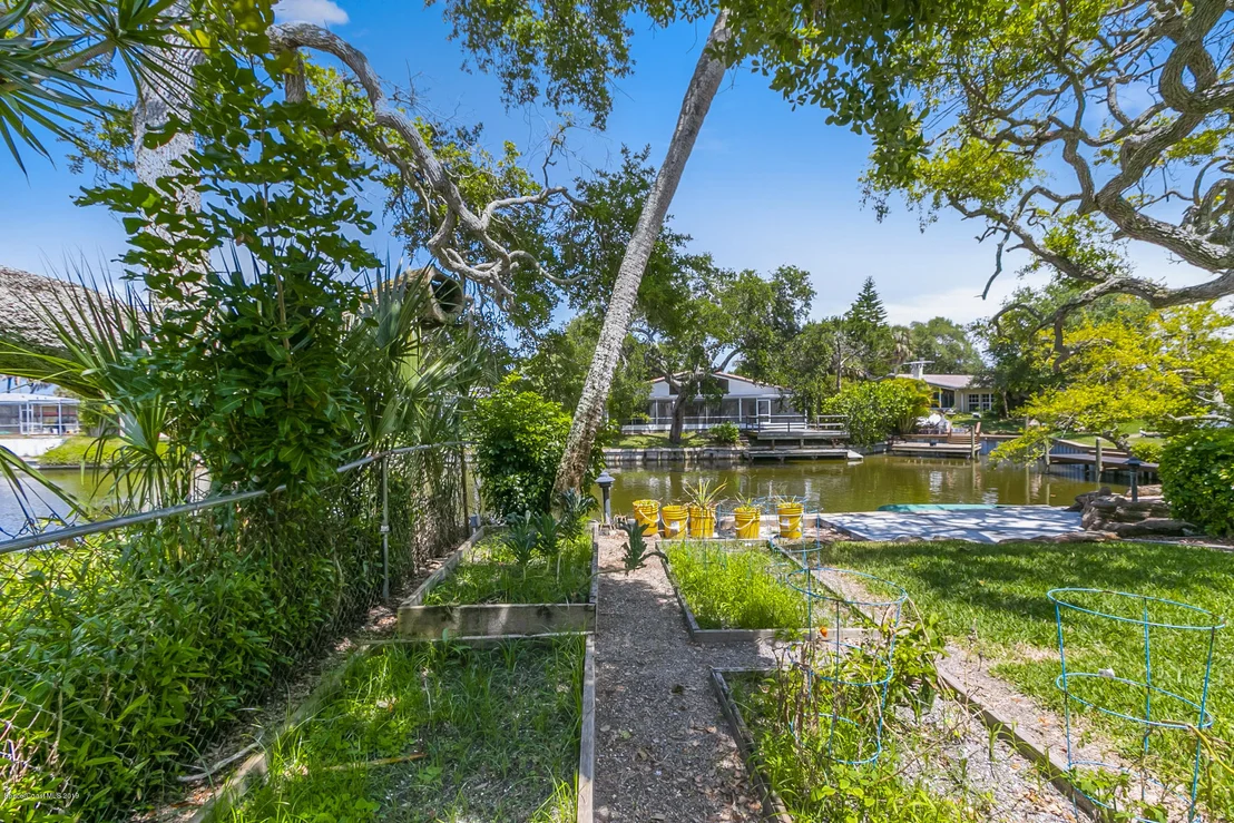 Photo of 52 Riverview Lane