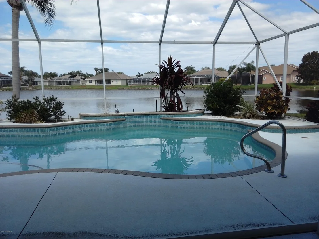 Photo of 1877 Thesy Drive