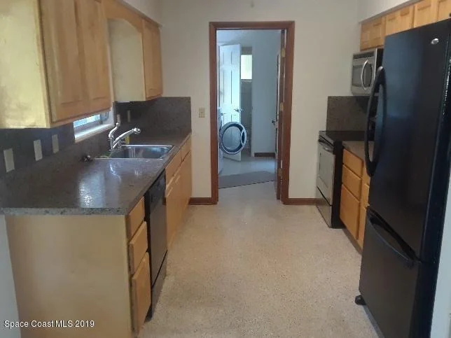 Photo of 1135 NE Ver Circle NE