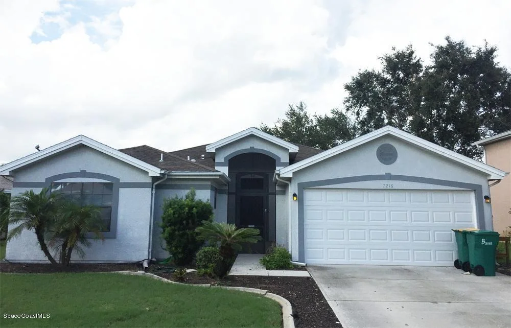 Photo of 7216 Hammock Lakes Drive