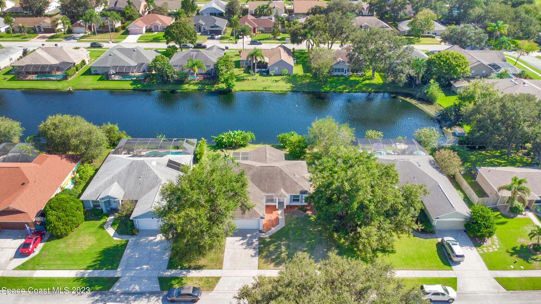 Photo of 1019 Jacaranda Circle