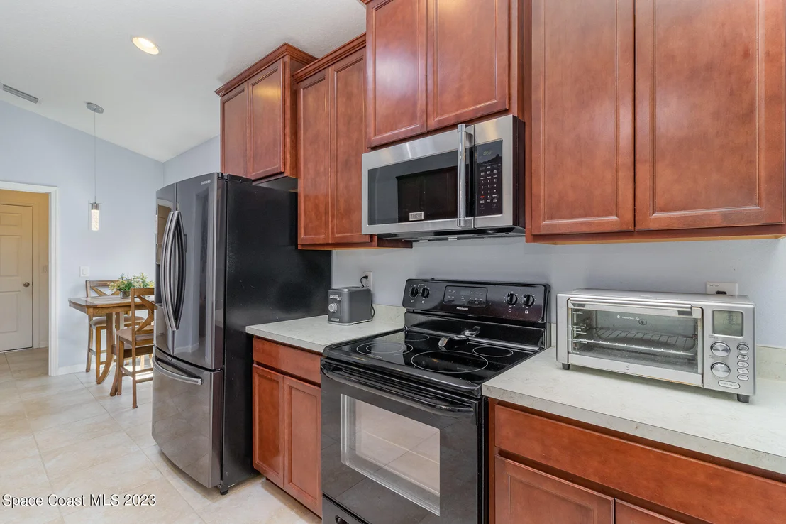 Photo of 1208 Dillard Drive SE
