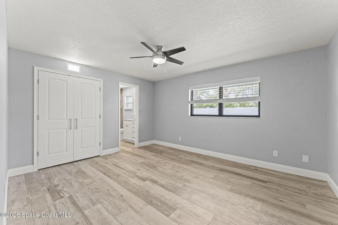 Photo of 398 Grant Avenue