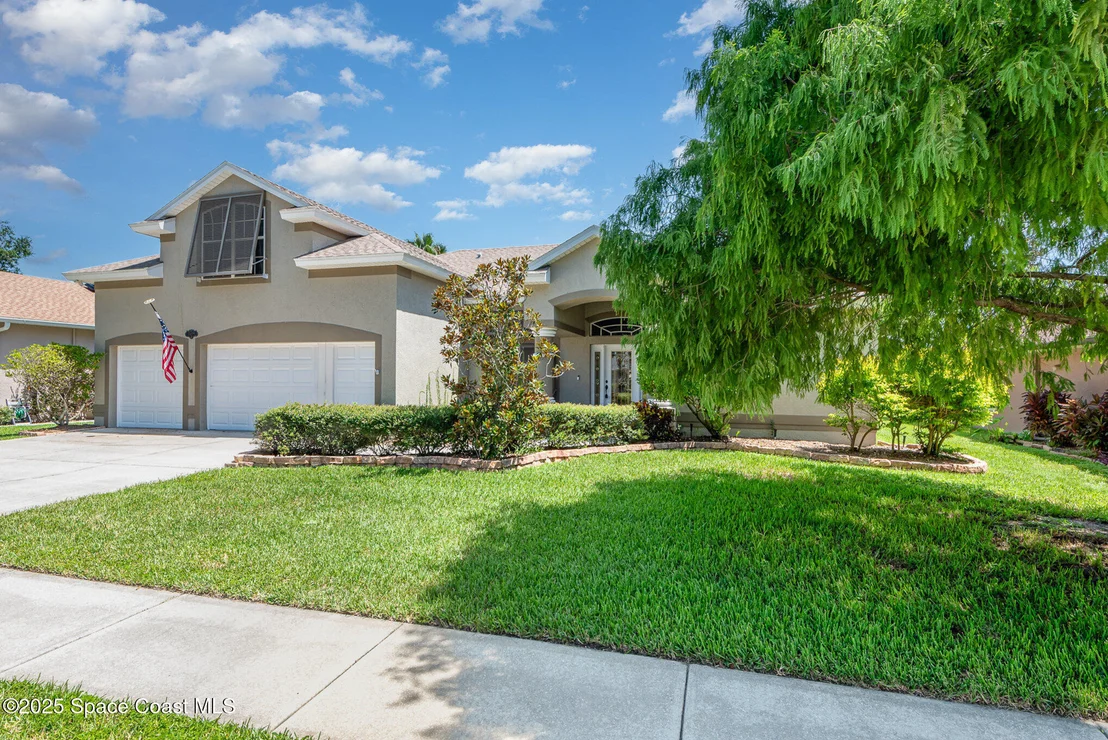Photo of 2423 Woodfield Circle