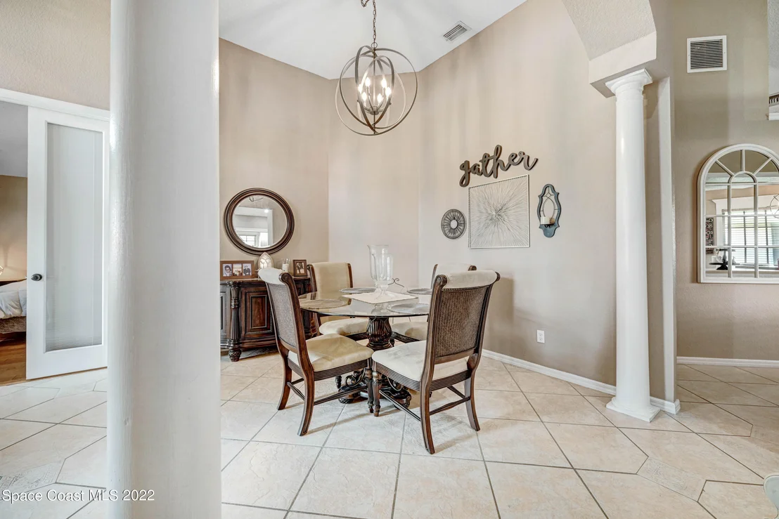 Photo of 1620 James Circle