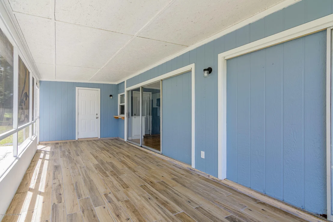 Photo of 1111 Cotton Road NE