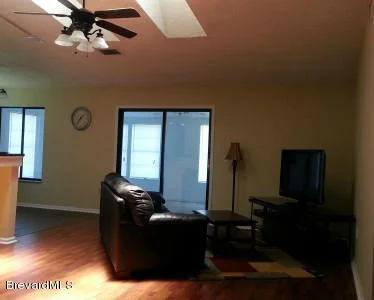 Photo of 1249 Walnut Grove Way