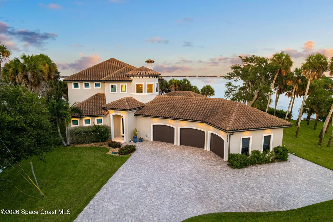 Photo of 3479 N Sylvan Lane
