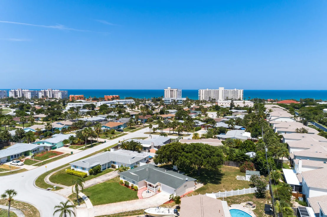 Photo of 933 Bluewater Drive