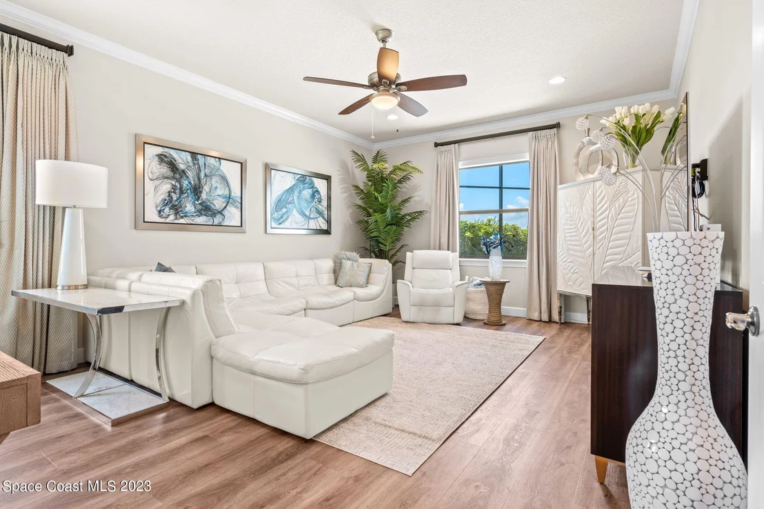 Photo of 2115 Calatrava Street