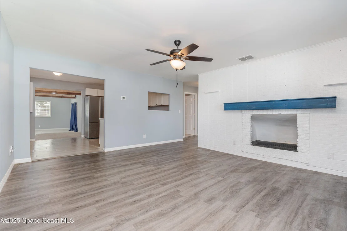 Photo of 190 Stephenson Drive NE