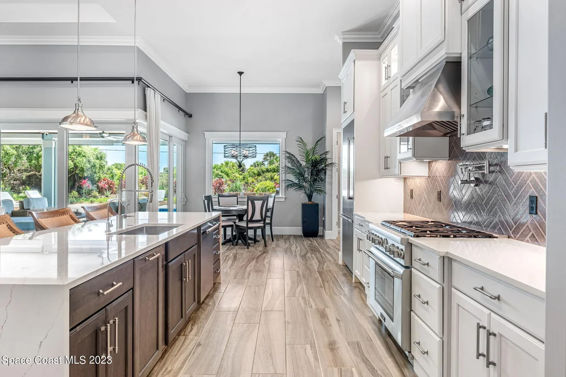 Photo of 6231 Windward Lane