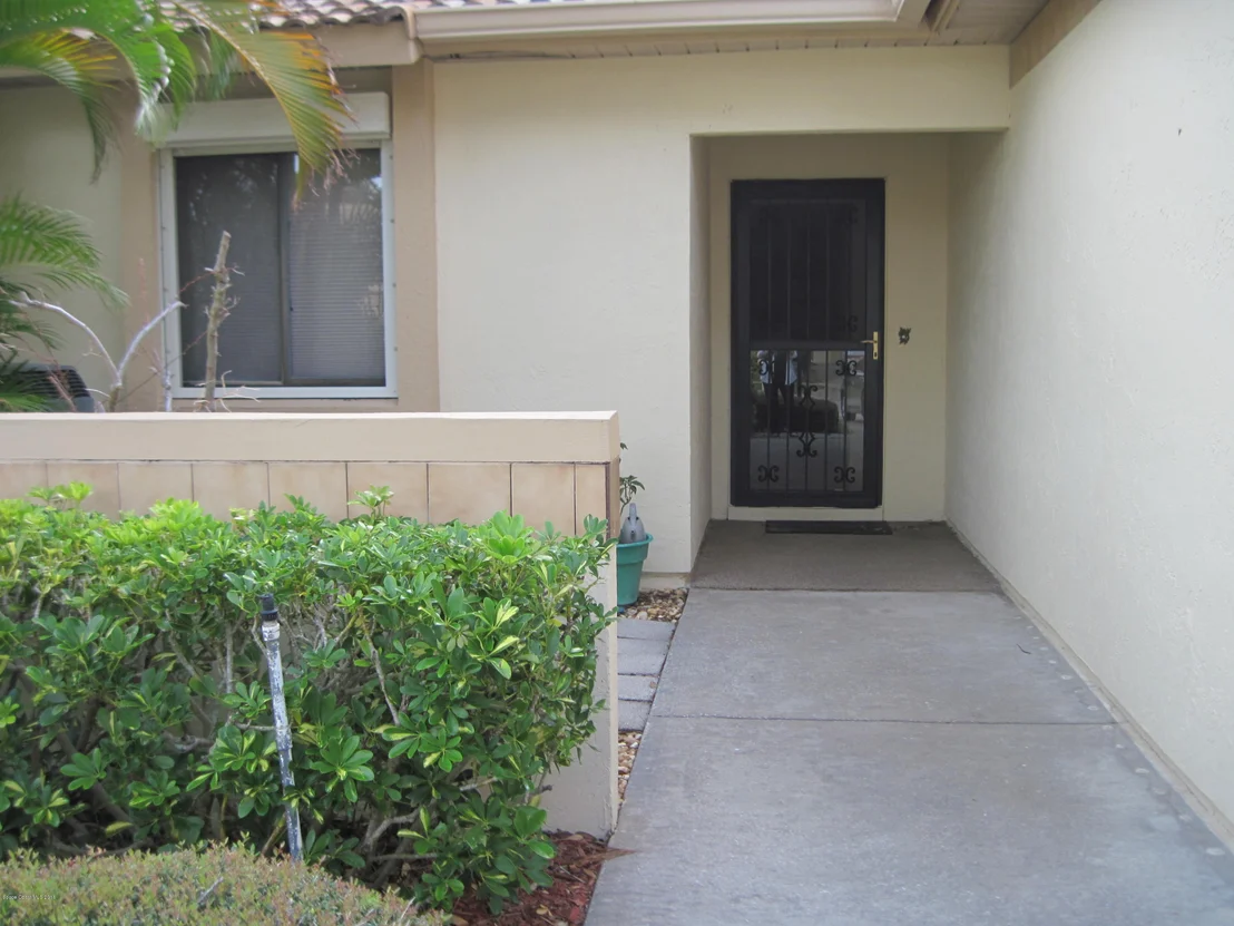 Photo of Unit 3 at 3045 Clearlake Drive