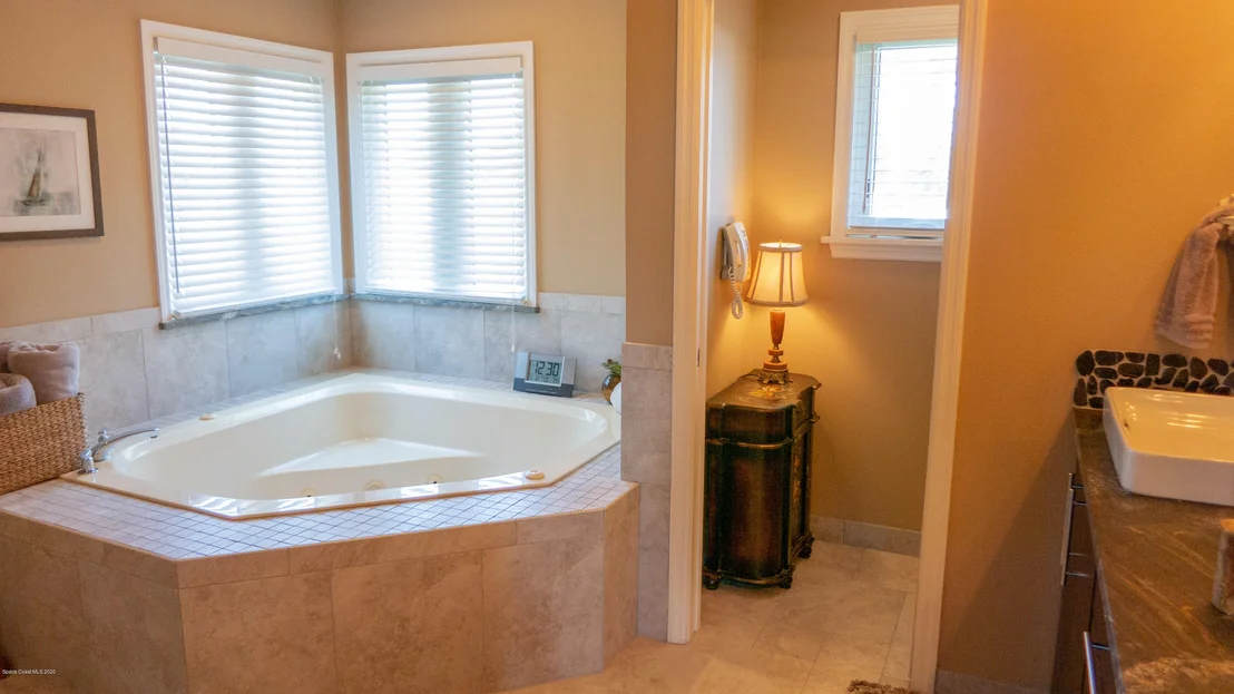 Photo of 432 Riverview Lane