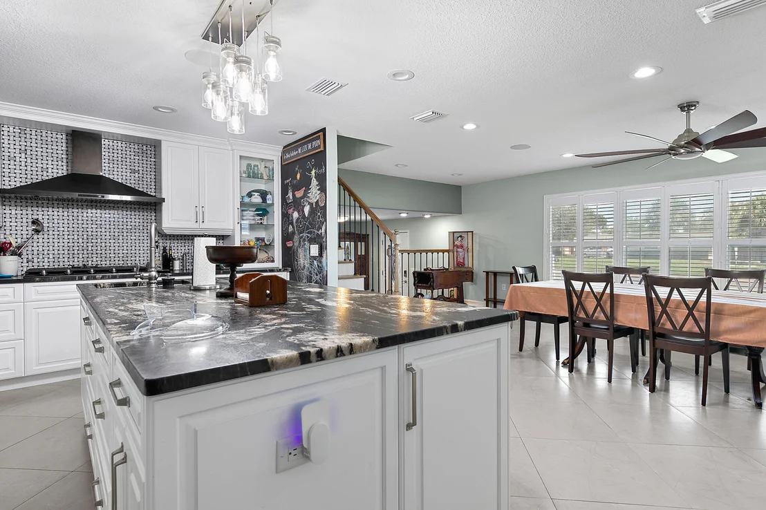 Photo of 1054 Pinetree Drive