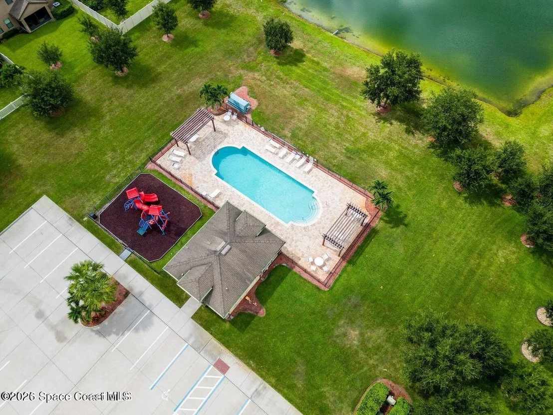 Photo of 577 Trymore Drive SE