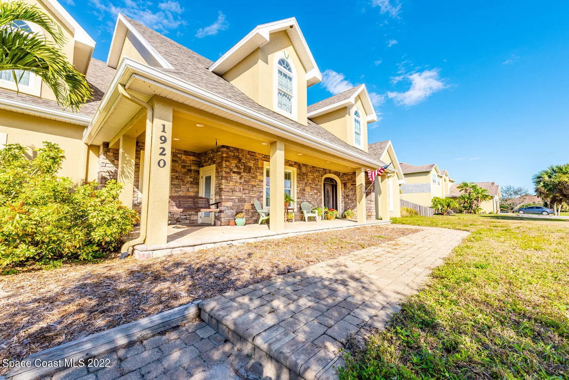 Photo of 1920 Barton Boulevard
