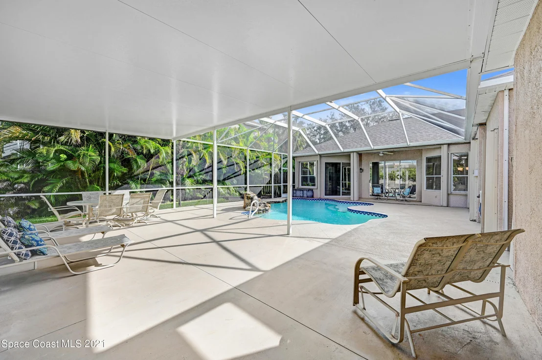 Photo of 5917 Newbury Circle