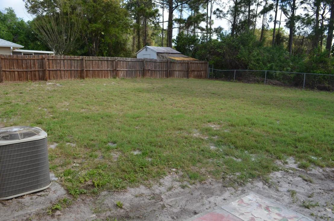 Photo of 6585 Dock Avenue