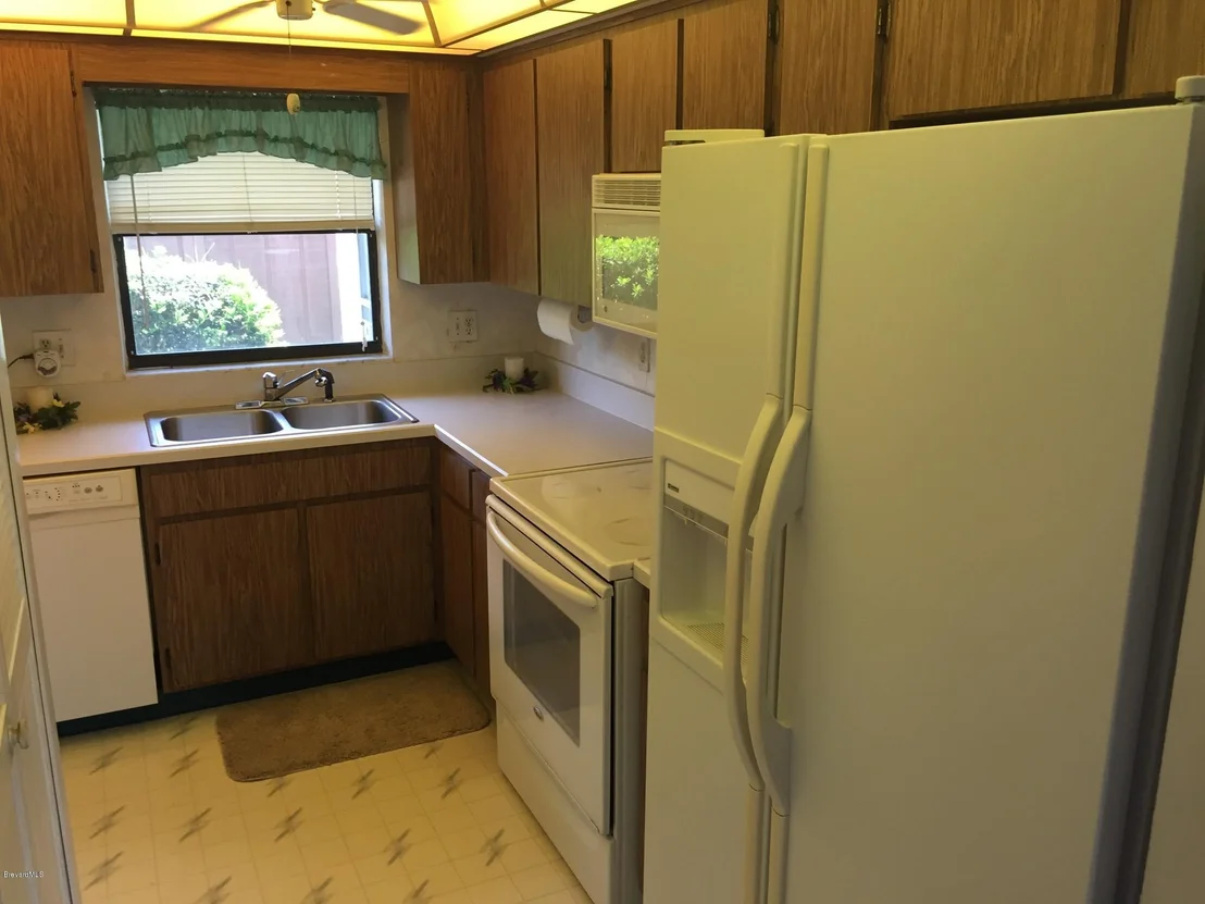 Photo of 413 Willow Tree Drive