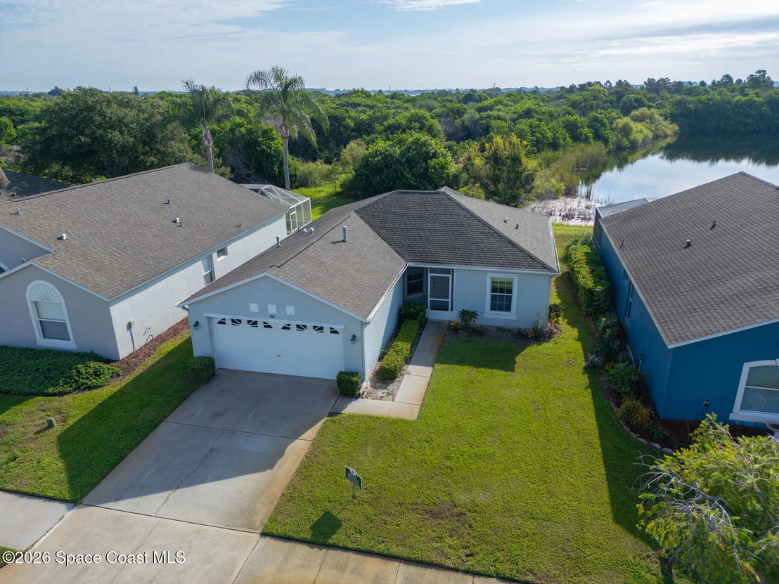 Photo of 967 Villa Drive