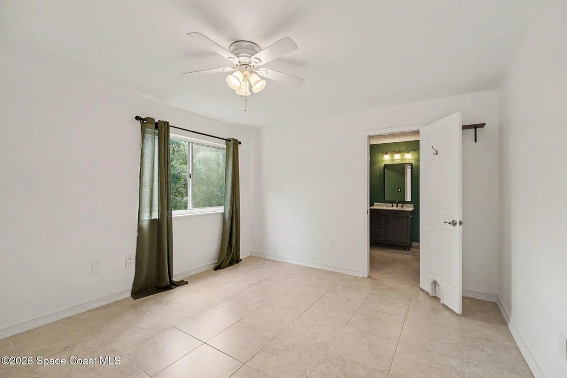 Photo of 2550 Corey Avenue