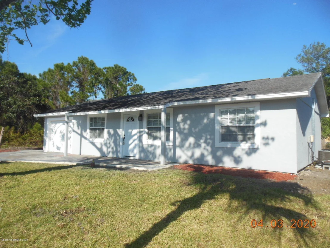 Photo of 991 Sable Circle SE