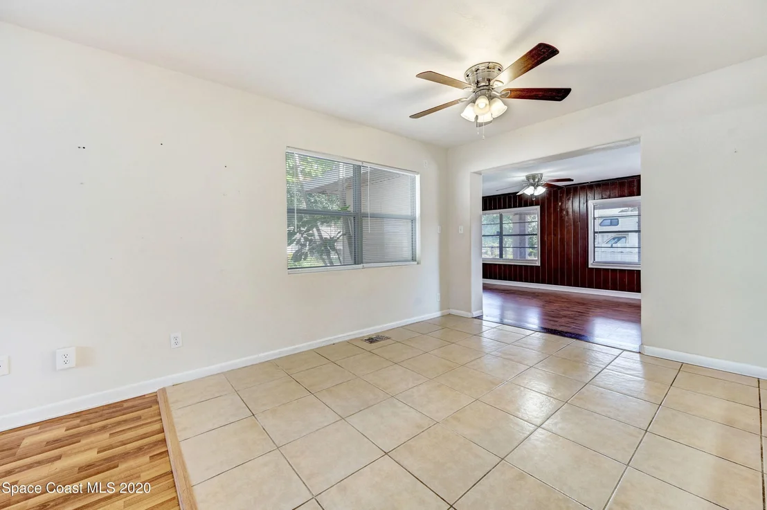 Photo of 1012 Seminole Drive