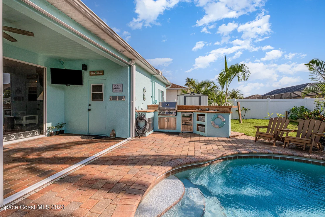 Photo of 825 Triple Crown Lane