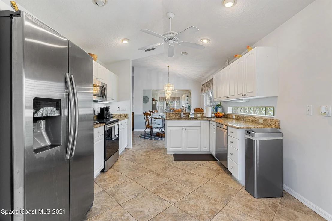 Photo of 2355 Addington Circle